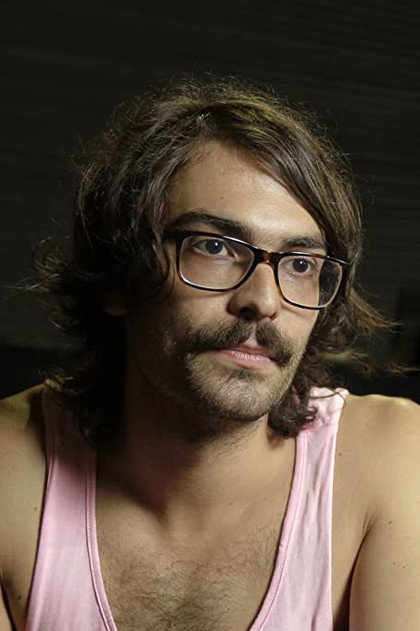 Profile of Gustavo Vinagre