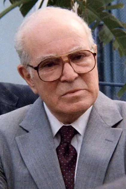Profile of Stephen Elliott
